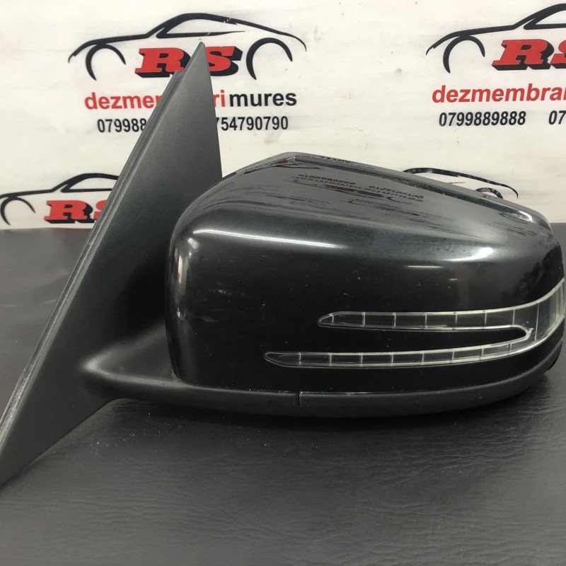Oglinda stanga / Mercedes-Benz C Class W204 2011 / Caroserie, oglinzi si faruri