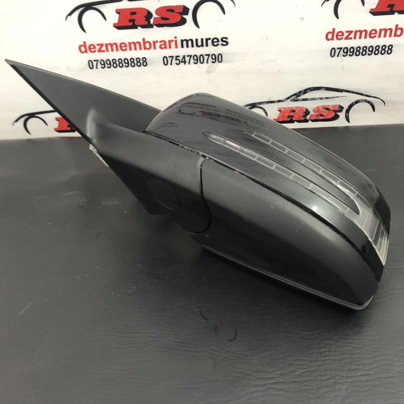 Oglinda stanga / Mercedes-Benz C Class W204 2011 / Caroserie, oglinzi si faruri