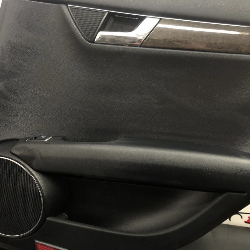 Panou tapiterie usa dreapta spate / Mercedes-Benz C Class W204 2011 / Interior
