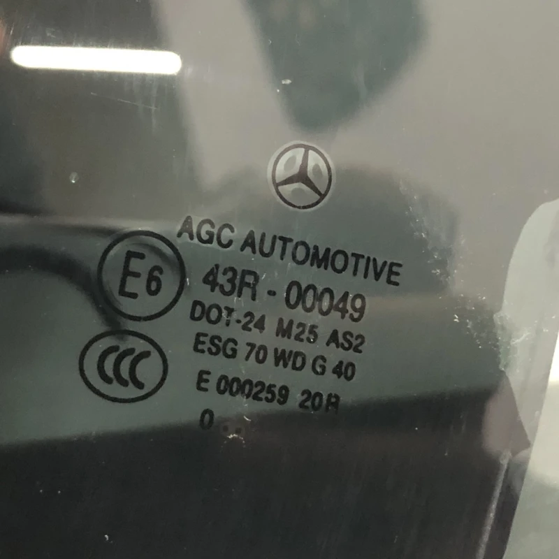 Geam stanga spate / Mercedes-Benz C Class W204 2011 / Caroserie, oglinzi si faruri