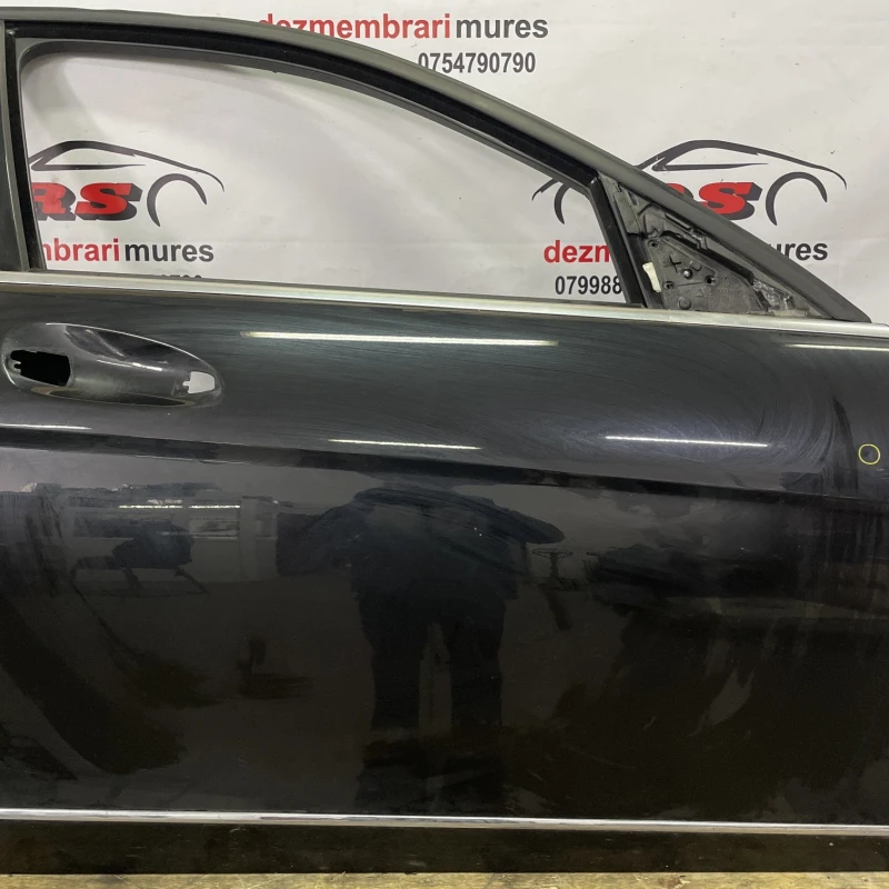 Usa dreapta fata Mercedes-Benz 