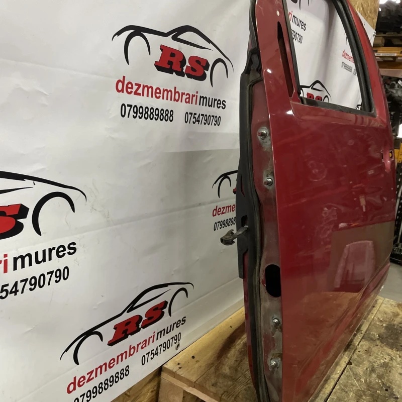 Usa stanga fata / Nissan Navara D40 2011 / Caroserie, oglinzi si faruri