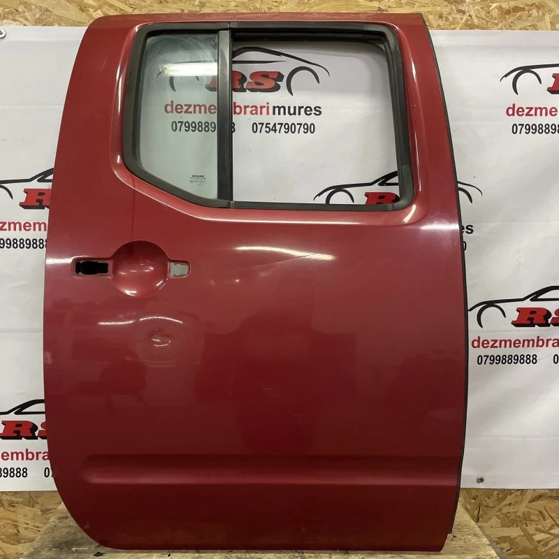 Usa dreapta spate / Nissan Navara D40 2011 / Caroserie, oglinzi si faruri