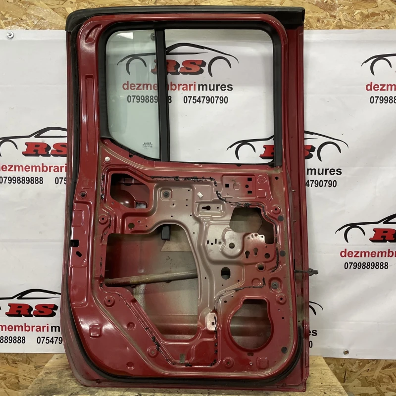 Usa stanga spate / Nissan Navara D40 2011 / Caroserie, oglinzi si faruri