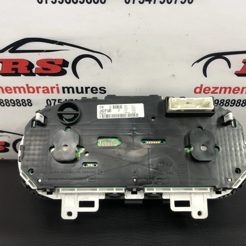 Ceas bord / Nissan Qashqai J10 facelift 2012 / Audio si electronice