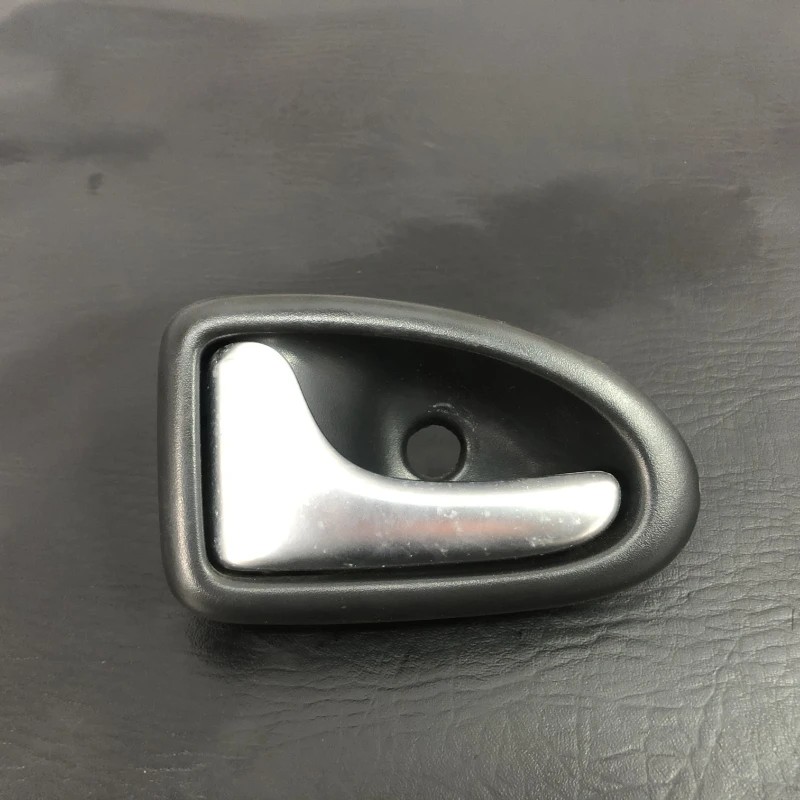 Maner usa stanga fata / Opel Vivaro Vivaro A 2008 / Caroserie, oglinzi si faruri