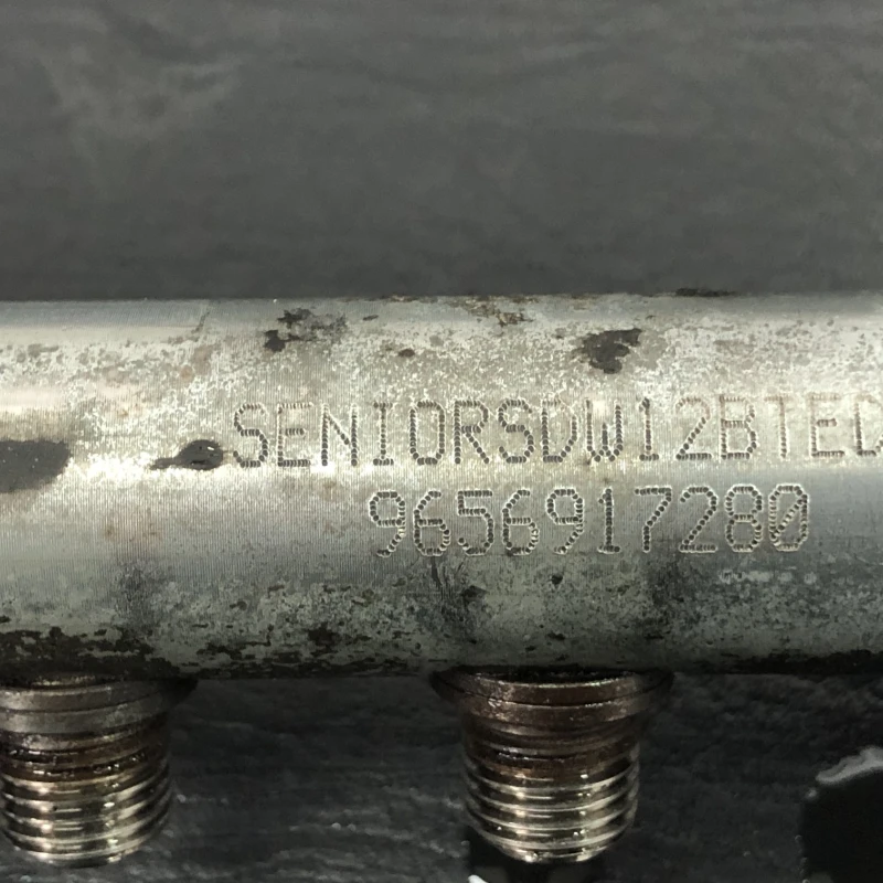 Rampa injectoare cu senzor / Land Rover Freelander 2 Freelander 2 2008 / Motor, racire si evacuare
