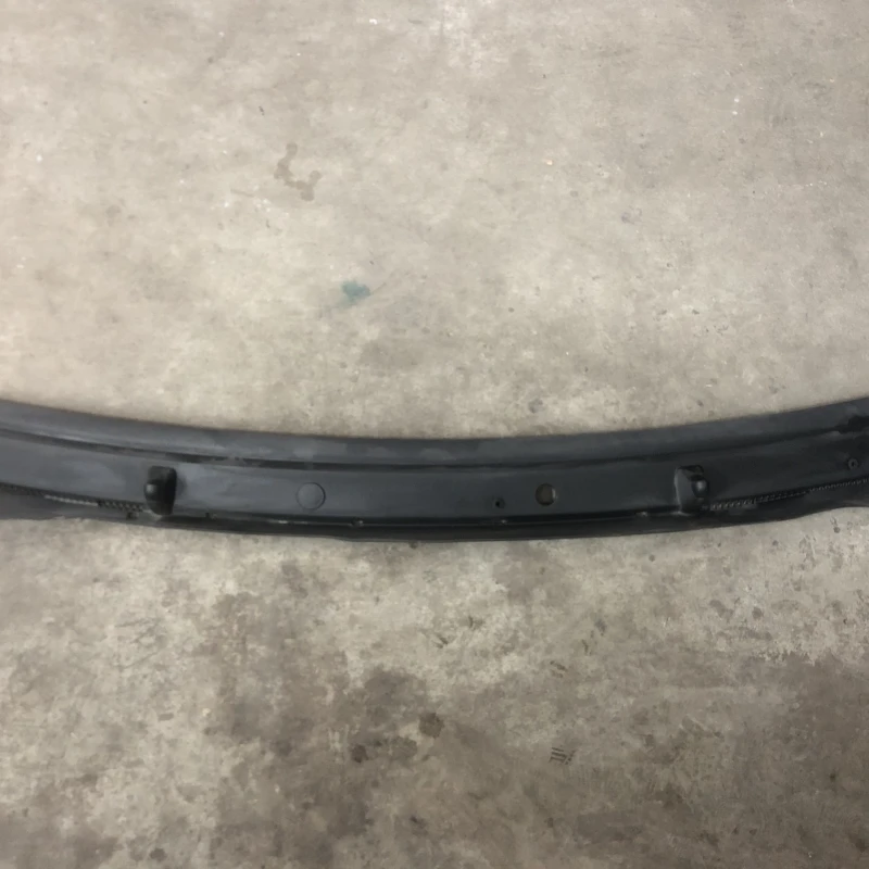 Grila stergatoare / Opel Vivaro Vivaro A 2008 / Caroserie, oglinzi si faruri