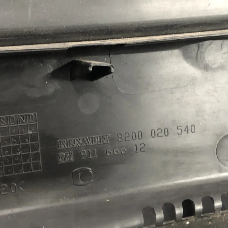 Grila stergatoare / Opel Vivaro Vivaro A 2008 / Caroserie, oglinzi si faruri
