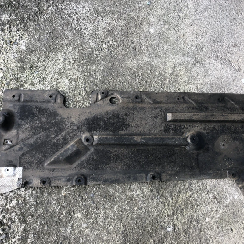 Scut caroserie lateral dreapta / BMW Seria 3 F31 2015 / Caroserie, oglinzi si faruri