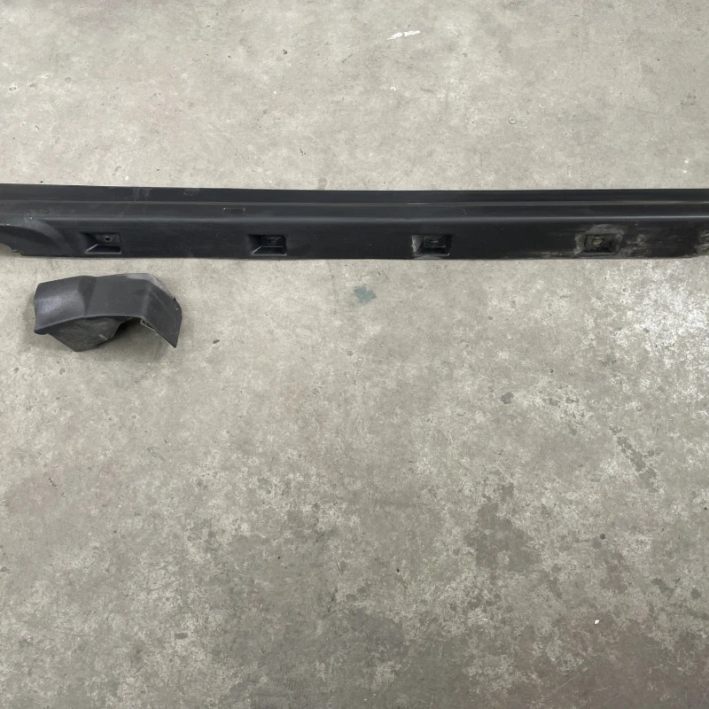 Prag ornament dreapta / Land Rover Freelander 2 Freelander 2 2008 / Caroserie, oglinzi si faruri