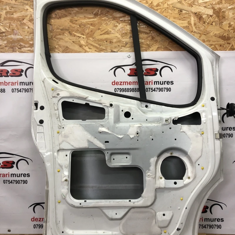 Usa stanga fata / Nissan Primastar Primastar 2015 / Caroserie, oglinzi si faruri