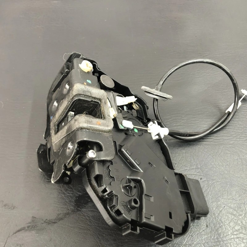 Iala broasca usa stanga spate / Land Rover Freelander 2 Freelander 2 2008 / Caroserie, oglinzi si faruri