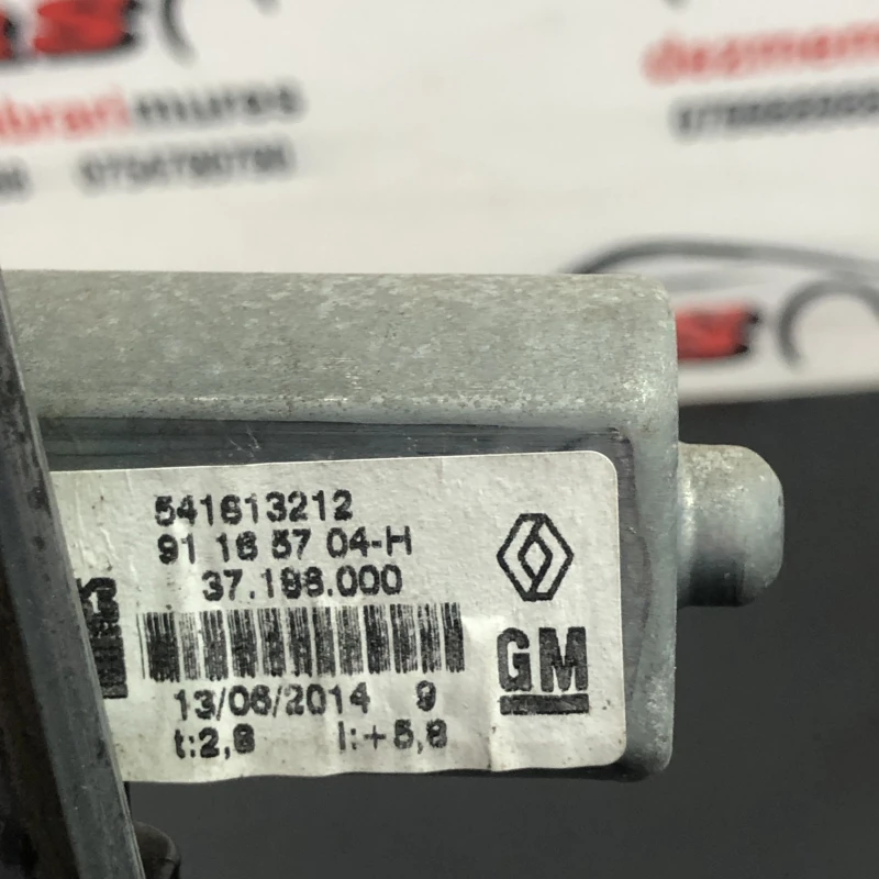 Macara geam stanga fata / Opel Vivaro Vivaro A 2008 / Caroserie, oglinzi si faruri