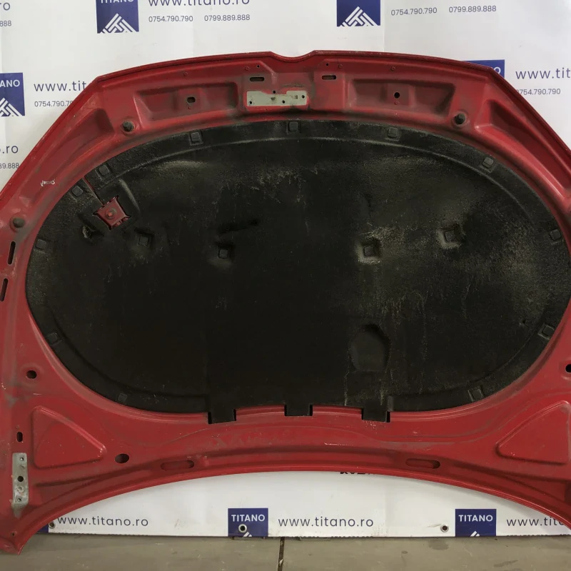 Capota / Volkswagen Passat B7 2012 / Caroserie, oglinzi si faruri