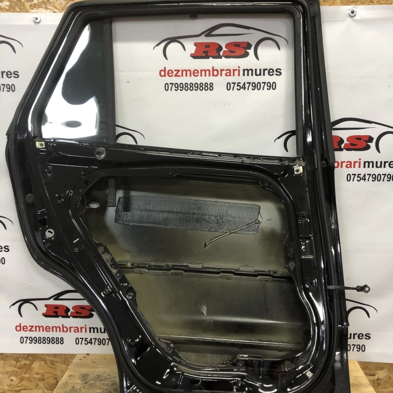 Usa stanga spate / Hyundai Santa Fe Santa Fe 2011 / Caroserie, oglinzi si faruri