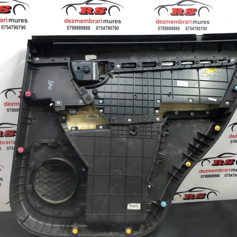 Panou tapiterie usa stanga spate / Hyundai Santa Fe Santa Fe 2011 / Interior
