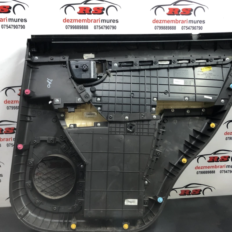Panou tapiterie usa stanga spate / Hyundai Santa Fe Santa Fe 2011 / Interior