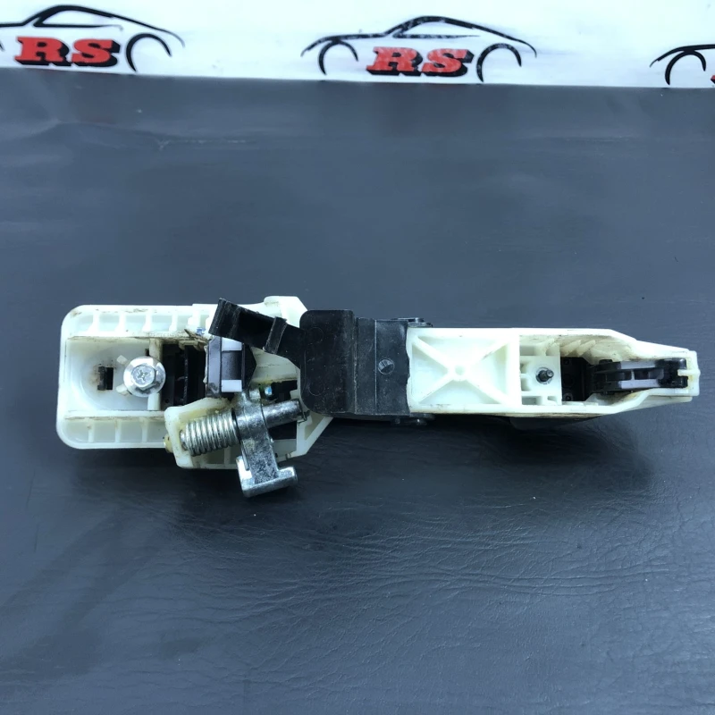 Maner usa dreapta spate / Hyundai Santa Fe Santa Fe 2011 / Caroserie, oglinzi si faruri
