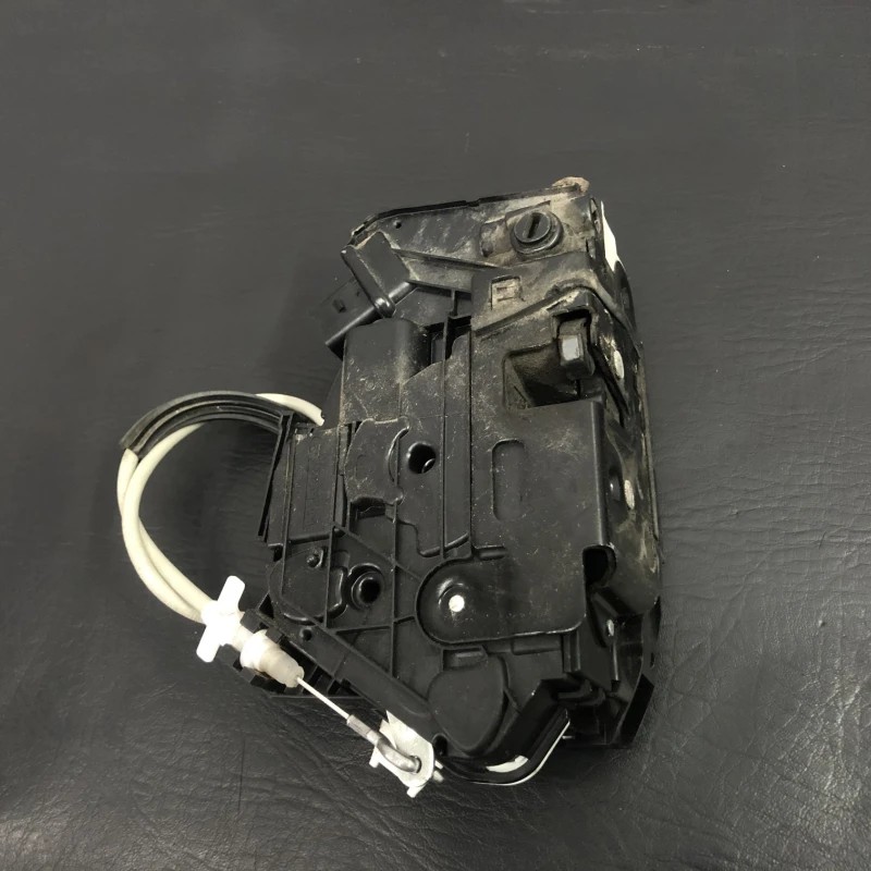 Iala broasca usa dreapta spate / Seat Ibiza 6J 2011 / Caroserie, oglinzi si faruri