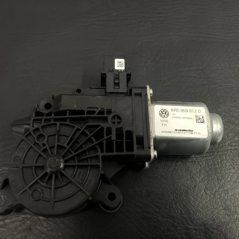 Motoras geam dreapta spate Seat 