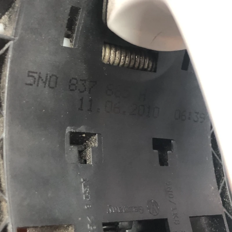 Maner usa stanga fata / Seat Ibiza 6J 2011 / Caroserie, oglinzi si faruri