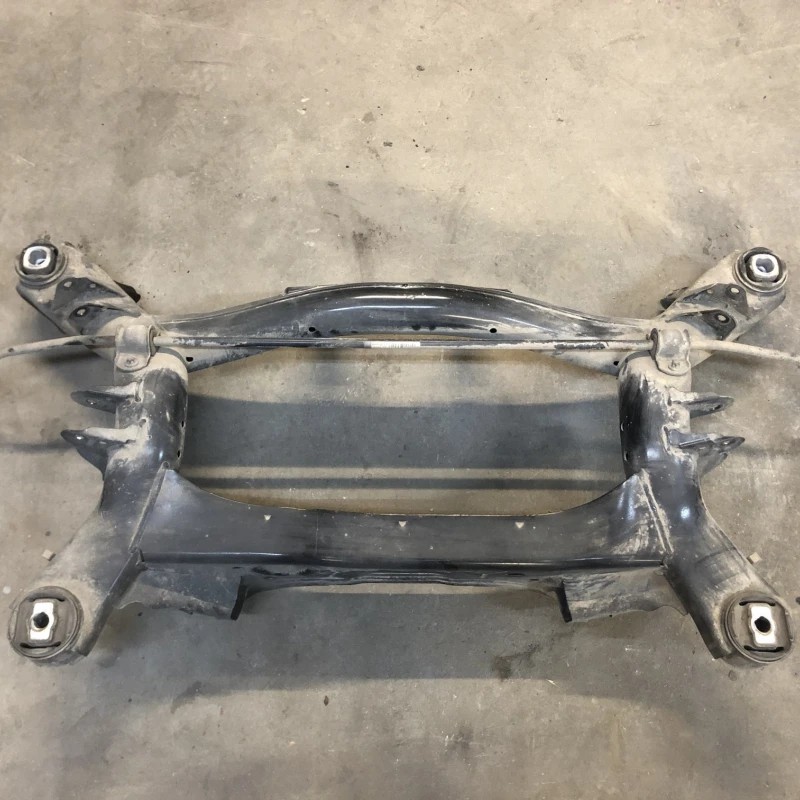 Punte spate / BMW Seria 3 F31 2015 / Directie si suspensie