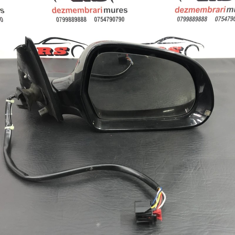Oglinda dreapta Audi A4 B8 2010