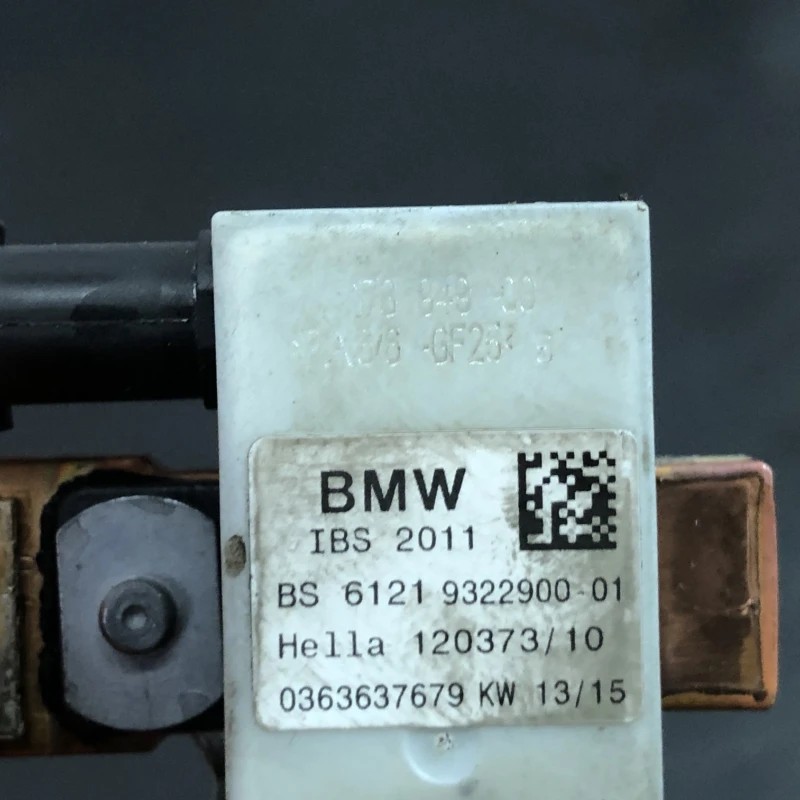 Borna baterie minus / BMW Seria 3 F31 2015 / Depozit
