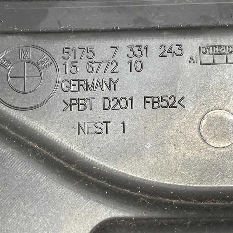 Grila parbriz / BMW Seria 3 F31 2015 / Caroserie, oglinzi si faruri