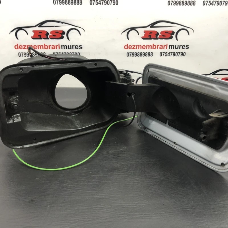 Capac usa rezervor / BMW Seria 3 F31 2015 / Caroserie, oglinzi si faruri