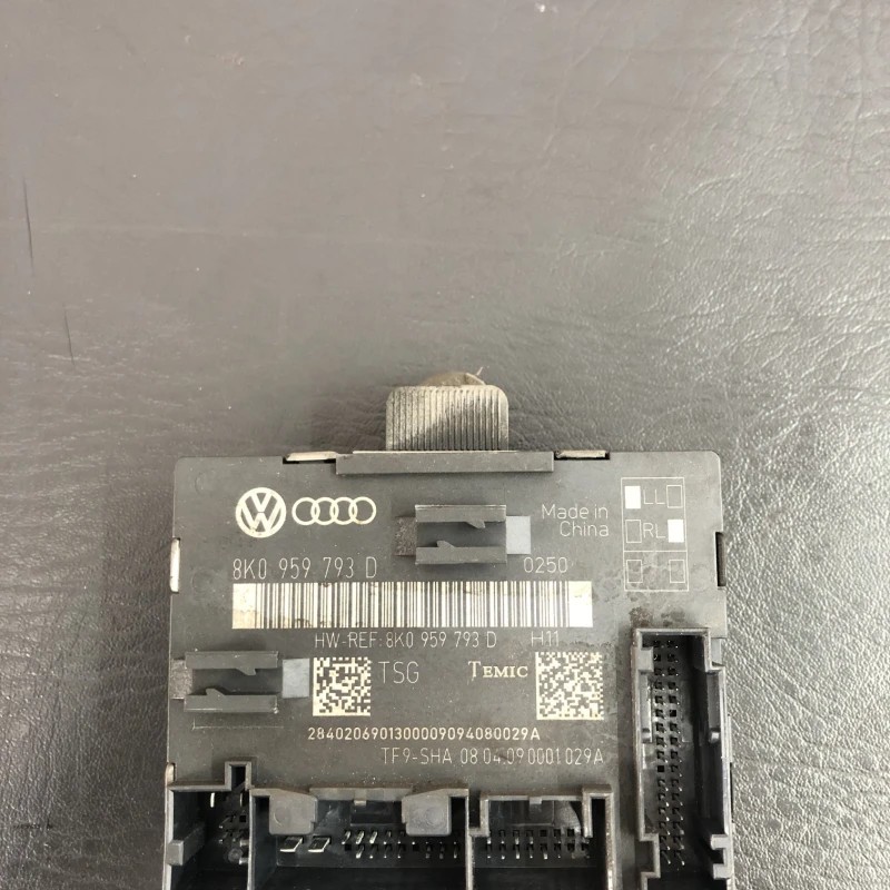 Modul usa stanga fata / Audi A4 B8 2011 / Audio si electronice