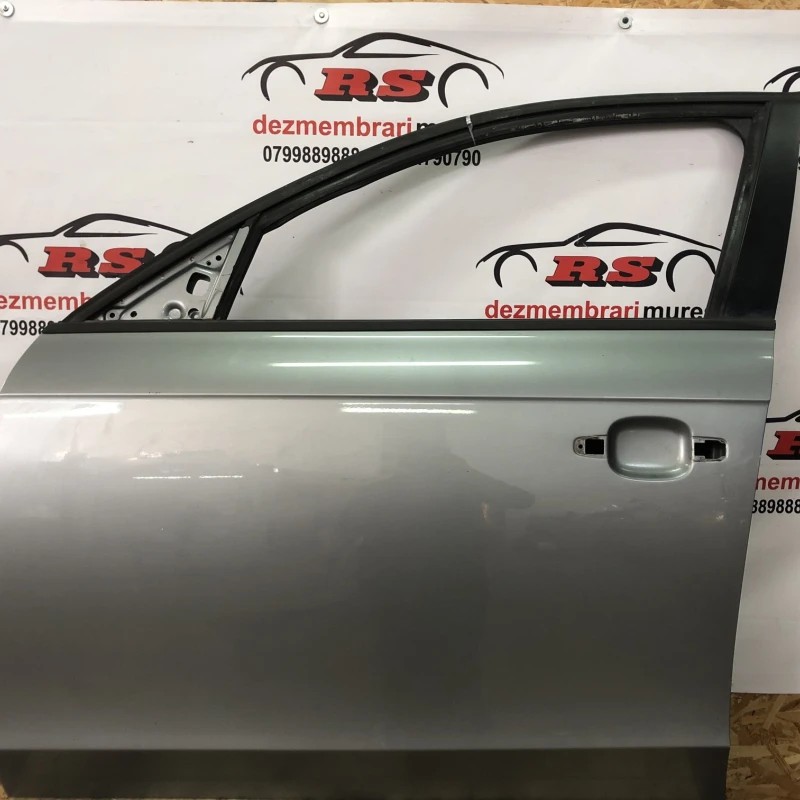 Usa stanga fata Audi A4 B8 2009