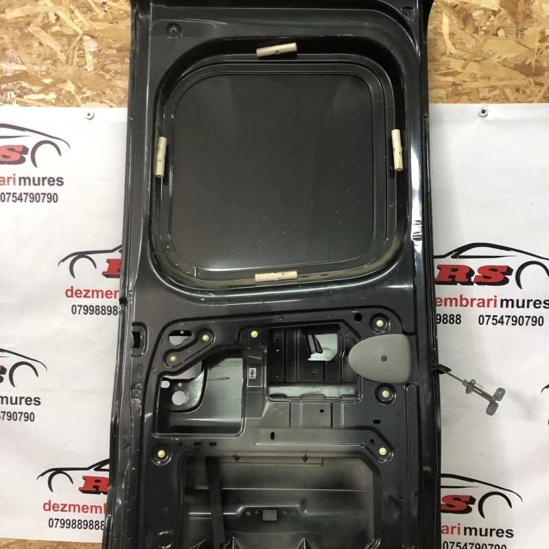 Usa stanga spate / Opel Vivaro Vivaro A 2011 / Caroserie, oglinzi si faruri