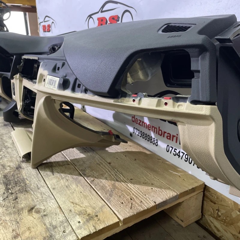 Plansa bord cu headup / BMW Seria 3 F31 2015 / Interior