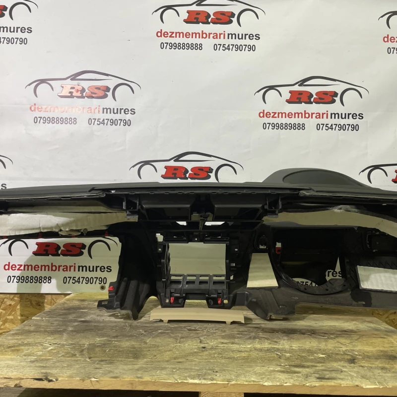 Plansa bord cu headup / BMW Seria 3 F31 2015 / Interior