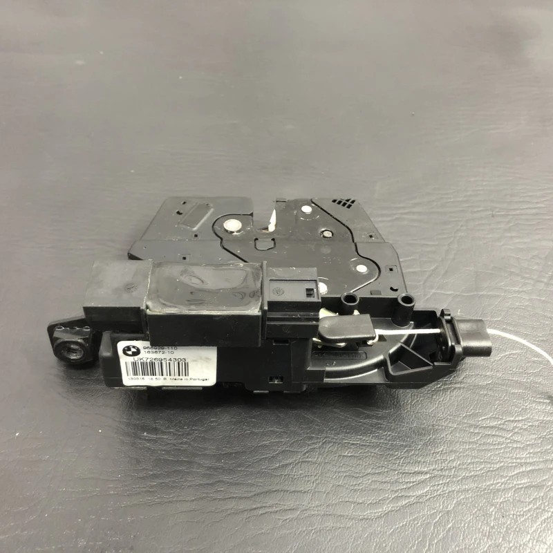 Iala broasca haion BMW Seria 3 F31 2015