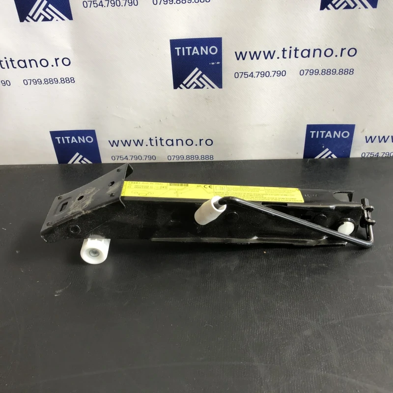Cric roti / Audi A6 C7 2014 / Accesorii roti si capace