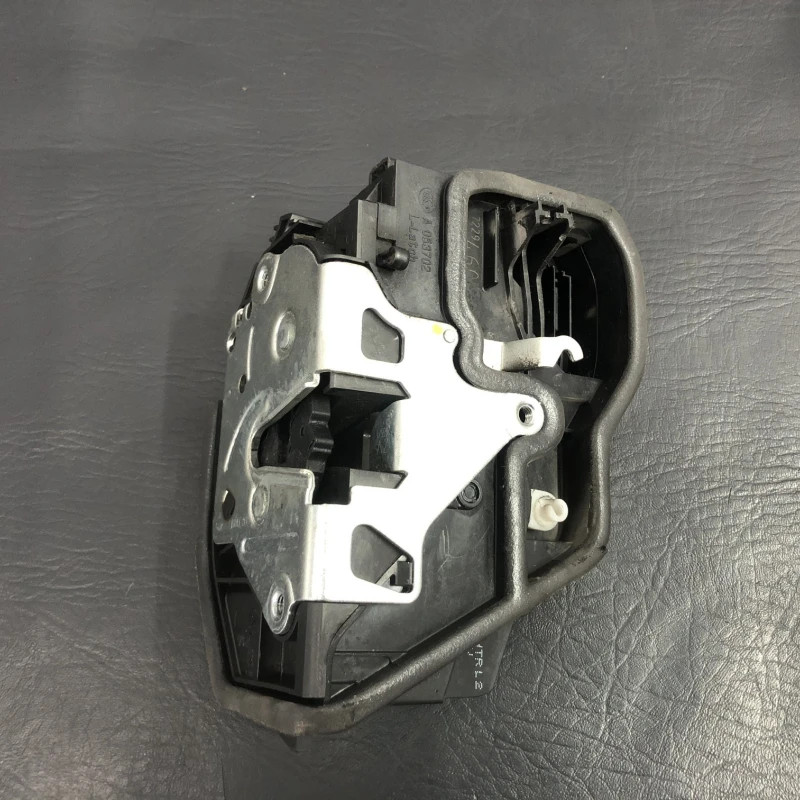 Iala broasca usa dreapta spate / BMW Seria 3 F31 2015 / Caroserie, oglinzi si faruri