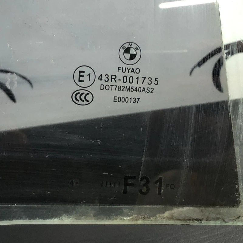 Geam dreapta spate / BMW Seria 3 F31 2015 / Caroserie, oglinzi si faruri