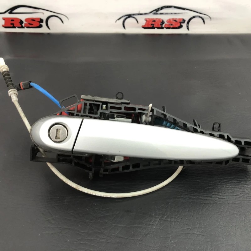 Maner usa stanga fata BMW Seria 3 F31 2015