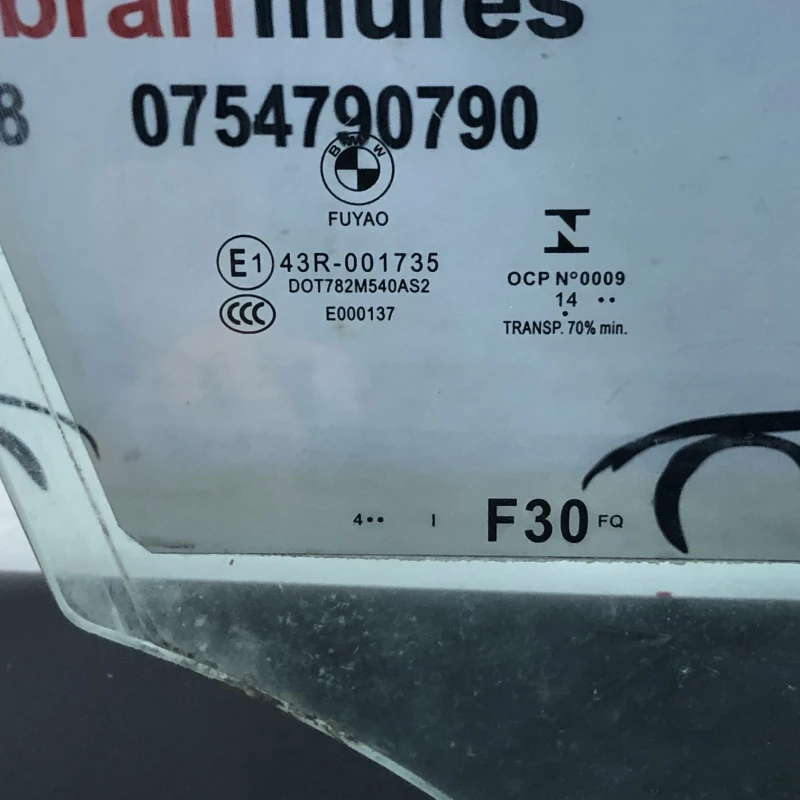 Geam dreapta fata / BMW Seria 3 F31 2015 / Caroserie, oglinzi si faruri