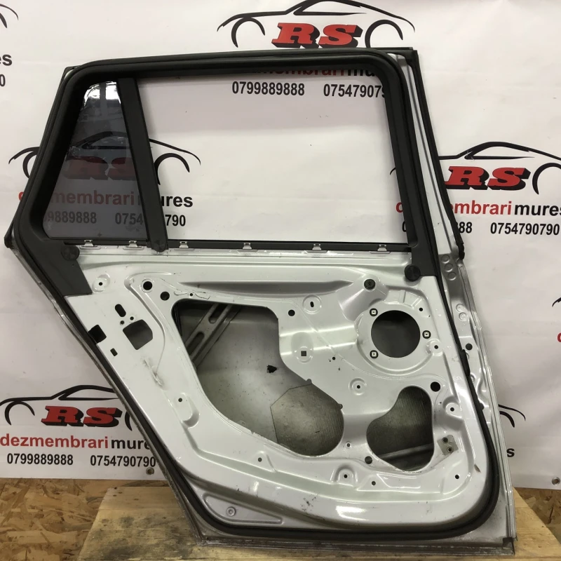 Usa stanga spate / BMW Seria 3 F31 2015 / Caroserie, oglinzi si faruri
