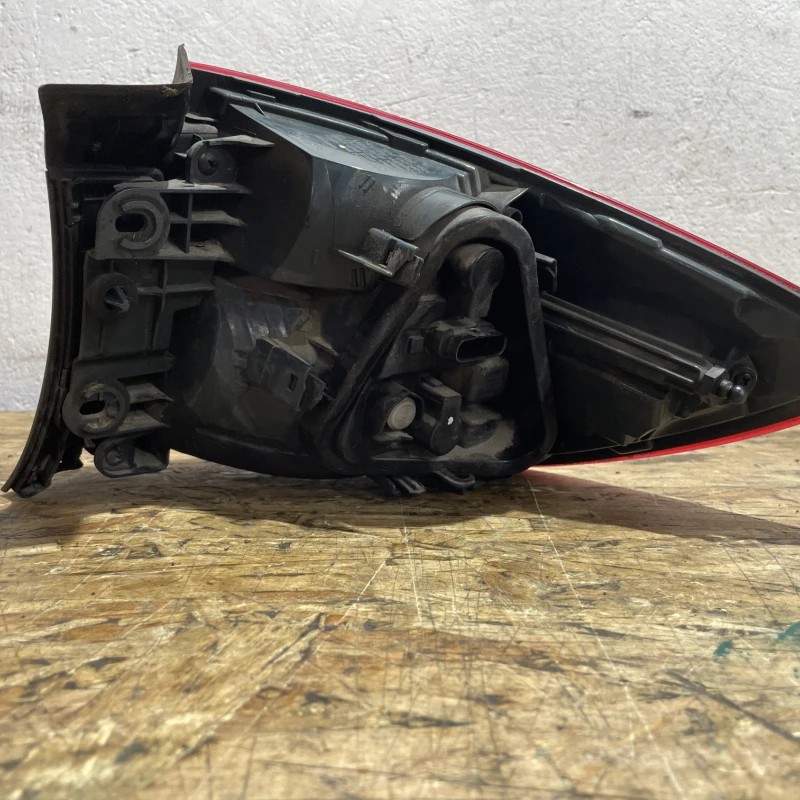 Stop stanga caroserie / BMW Seria 3 F31 2015 / Caroserie, oglinzi si faruri