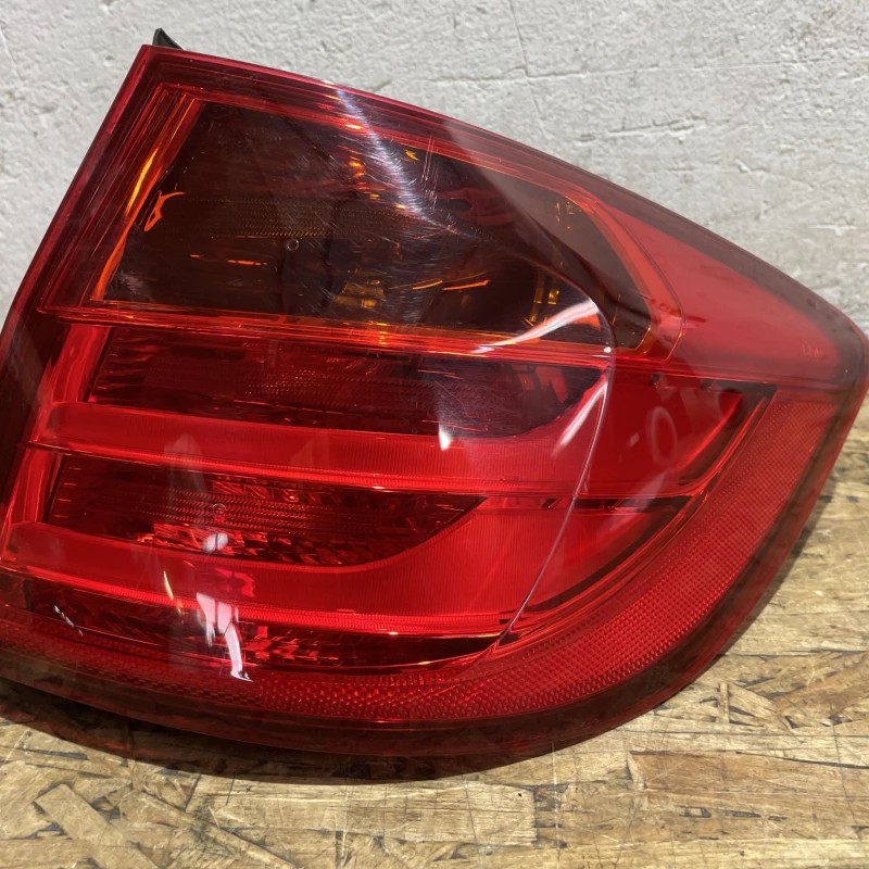 Stop dreapta caroserie BMW Seria 3 F31 2015