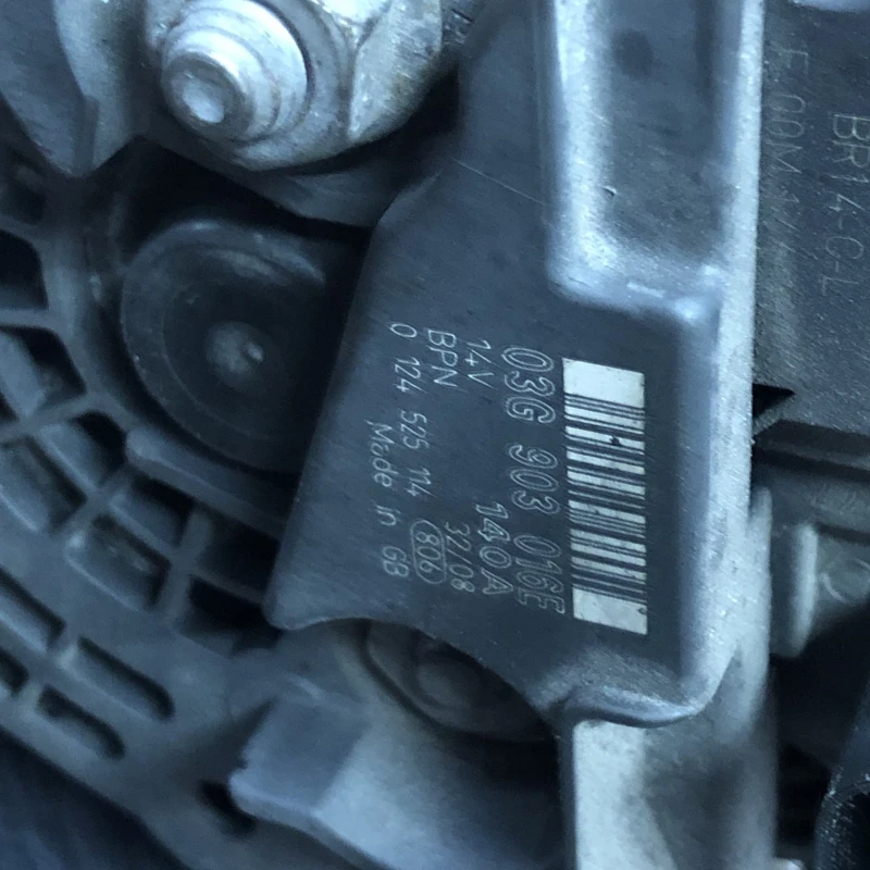 Alternator / Audi A4 B8 2010 / Motor, racire si evacuare
