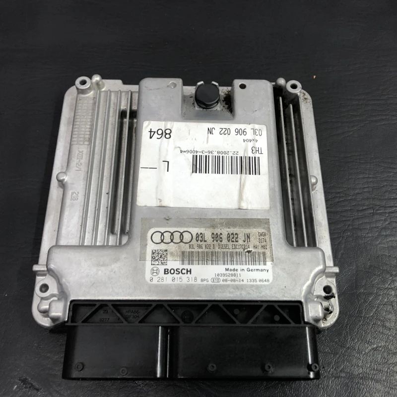 Calculator motor ecu Audi 