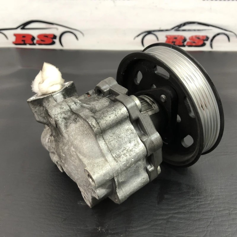 Pompa servo / Audi A4 B8 2010 / Directie si suspensie