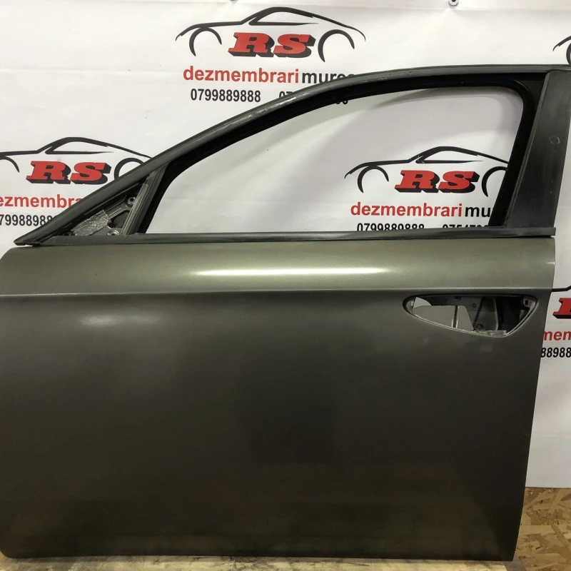 Usa stanga fata Alfa Romeo 