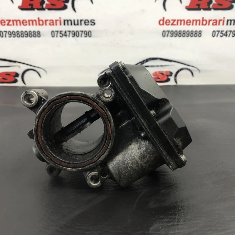 Clapeta de acceleratie / Audi A4 B8 2011 / Motor, racire si evacuare